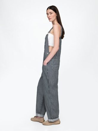 Lockerer Overall aus gestreiftem Denim