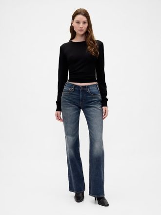 Lässige Schlagjeans mit mittelhohem Bund