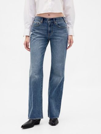 Lässige Schlagjeans mit mittelhohem Bund