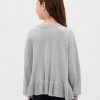 Lässiger Schößchenpullover für Kinder Lässiger Schößchenpullover für Kinder