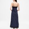 Maxi-Slip-Kleid mit Spitzenbesatz Maxi-Slip-Kleid mit Spitzenbesatz
