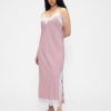 Maxi-Slip-Kleid mit Spitzenbesatz Maxi-Slip-Kleid mit Spitzenbesatz