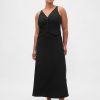 Maxi-Westenkleid aus Leinenmischung Maxi-Westenkleid aus Leinenmischung