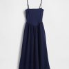 Maxikleid aus Baumwollgaze mit gemischten Materialien Maxikleid aus Baumwollgaze mit gemischten Materialien