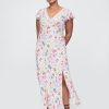 Maxikleid aus Crêpe mit V-Ausschnitt und Spitzenbesatz Maxikleid aus Crêpe mit V-Ausschnitt und Spitzenbesatz