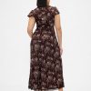 Maxikleid aus Crêpe mit V-Ausschnitt und Spitzenbesatz Maxikleid aus Crêpe mit V-Ausschnitt und Spitzenbesatz