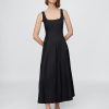 Maxikleid aus Leinenmischung mit eckigem Ausschnitt Maxikleid aus Leinenmischung mit eckigem Ausschnitt
