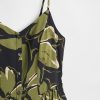 Maxikleid mit Blumenmuster und V-Ausschnitt Maxikleid mit Blumenmuster und V-Ausschnitt