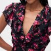 Maxikleid mit Rüschen und V-Ausschnitt Maxikleid mit Rüschen und V-Ausschnitt