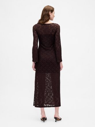 Maxikleid mit Spitzenärmeln