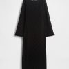 Maxikleid mit Spitzenärmeln