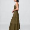 Maxikleid mit Stufendesign und Bindeband vorn Maxikleid mit Stufendesign und Bindeband vorn
