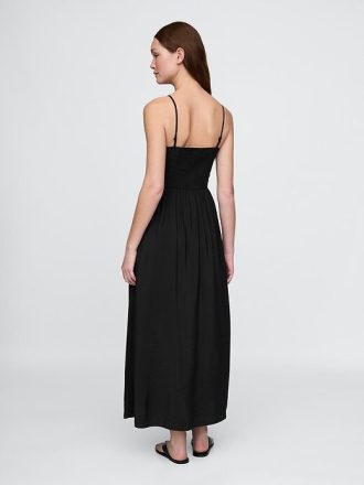 Maxikleid mit tiefer Taille