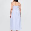 Maxikleid mit tiefer Taille Maxikleid mit tiefer Taille