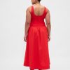 Maxikleid mit tiefer Taille aus Mischgewebe Maxikleid mit tiefer Taille aus Mischgewebe