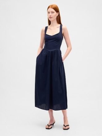 Maxikleid mit tiefer Taille und Nähten