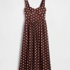 Maxikleid mit tiefer Taille und Nähten