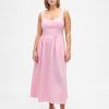 Maxikleid mit tiefer Taille und Nähten