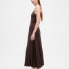 Maxikleid mit U-Ausschnitt
