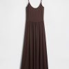 Maxikleid mit U-Ausschnitt
