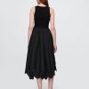 Midikleid aus gemischten Materialien mit Taschentuchsaum