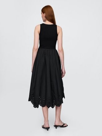 Midikleid aus gemischten Materialien mit Taschentuchsaum
