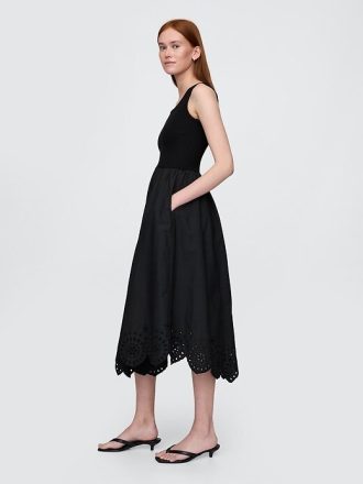 Midikleid aus gemischten Materialien mit Taschentuchsaum