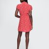 Minikleid aus Crêpe mit Blumenmuster Minikleid aus Crêpe mit Blumenmuster