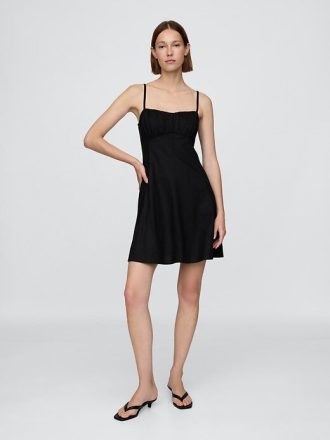 Minikleid aus Leinenmischung mit gerafftem Oberteil