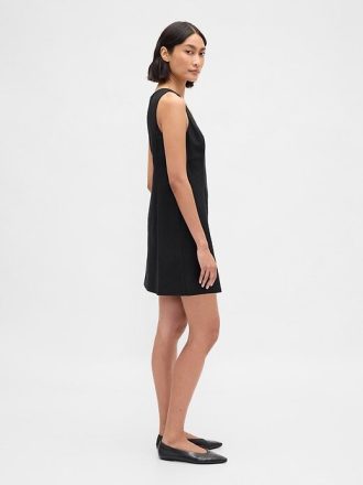 Minikleid aus Leinenmischung mit Knopfleiste vorne