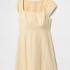 Minikleid mit Flügelärmeln aus Leinenmischung Minikleid mit Flügelärmeln aus Leinenmischung