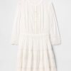 Minikleid mit Spitzenbesatz