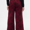 Mittelhohe Baggy-Jeans mit Blumenmuster Mittelhohe Baggy-Jeans mit Blumenmuster