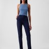 Mittelhohe BiStretch-Knöchelhose mit schmaler Passform Mittelhohe BiStretch-Knöchelhose mit schmaler Passform