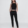 Mittelhohe BiStretch-Knöchelhose mit schmaler Passform Mittelhohe BiStretch-Knöchelhose mit schmaler Passform