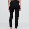 Mittelhohe BiStretch-Knöchelhose mit schmaler Passform Mittelhohe BiStretch-Knöchelhose mit schmaler Passform