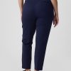 Mittelhohe BiStretch-Knöchelhose mit schmaler Passform Mittelhohe BiStretch-Knöchelhose mit schmaler Passform