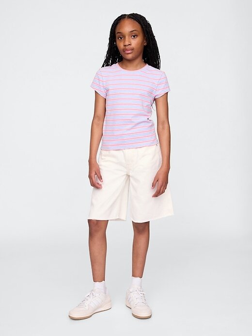 Mittelhohe, lange Jeansshorts für Kinder Mittelhohe, lange Jeansshorts für Kinder