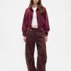 Mittelhohe Twill-Hose mit bequemem Hufeisenschnitt Mittelhohe Twill-Hose mit bequemem Hufeisenschnitt
