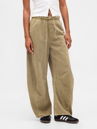 Mittelhohe Twill-Hose mit bequemem Hufeisenschnitt