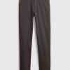 Moderne Khakis im Relaxed Fit Moderne Khakis im Relaxed Fit