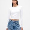 Modernes Crop-T-Shirt