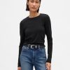 Modernes Crop-T-Shirt