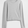 Modernes Crop-T-Shirt