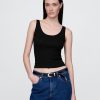 Modernes Crop-Tanktop
