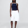 Modernes Crop-Tanktop mit Schürzenkragen Modernes Crop-Tanktop mit Schürzenkragen
