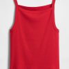 Modernes Crop-Tanktop mit Schürzenkragen Modernes Crop-Tanktop mit Schürzenkragen
