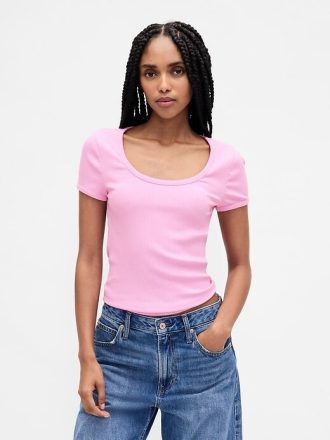 Modernes, geripptes, kurzes T-Shirt mit U-Ausschnitt