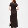 Modernes geripptes Maxi-T-Shirt-Kleid Modernes geripptes Maxi-T-Shirt-Kleid