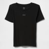 Modernes, kurzes Logo-T-Shirt Modernes, kurzes Logo-T-Shirt